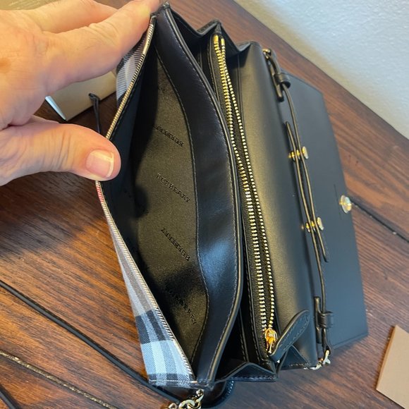 Burberry Henley Check Chain Crossbody Wallet Bag Leather & Fabric Black - Picture 10 of 13
